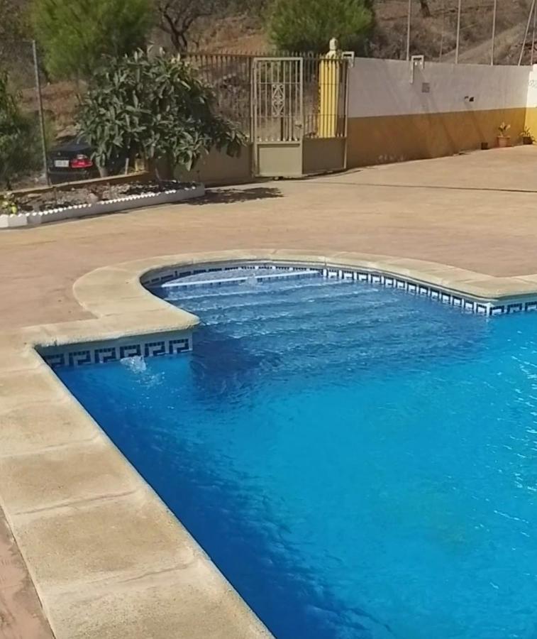 Benavilla Albunol المظهر الخارجي الصورة